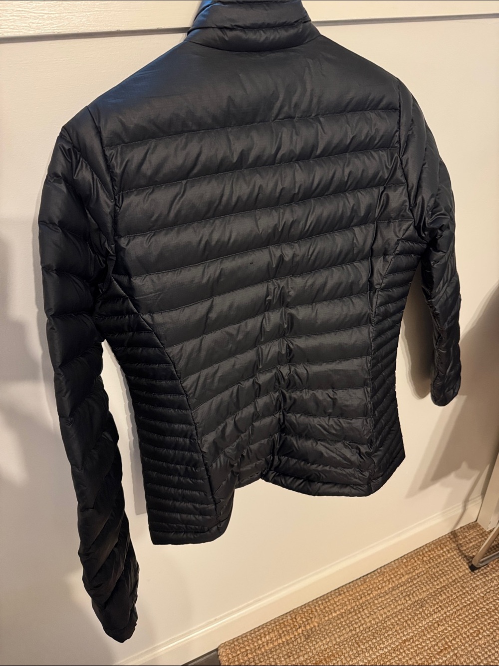 Patagonia Down Sweater Jacket Black Puffer Goose Down Lightweight Women’s Size L - Picture 4 of 8